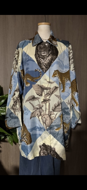 Ferregamo tunic light jacket 