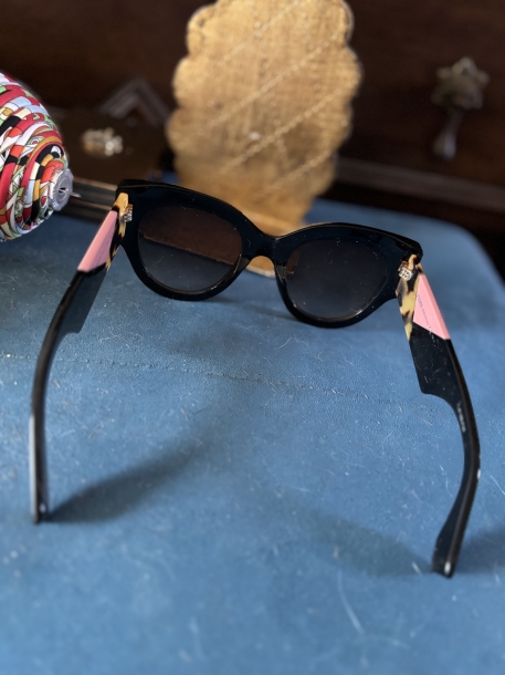 90s Fendi sunglasses 