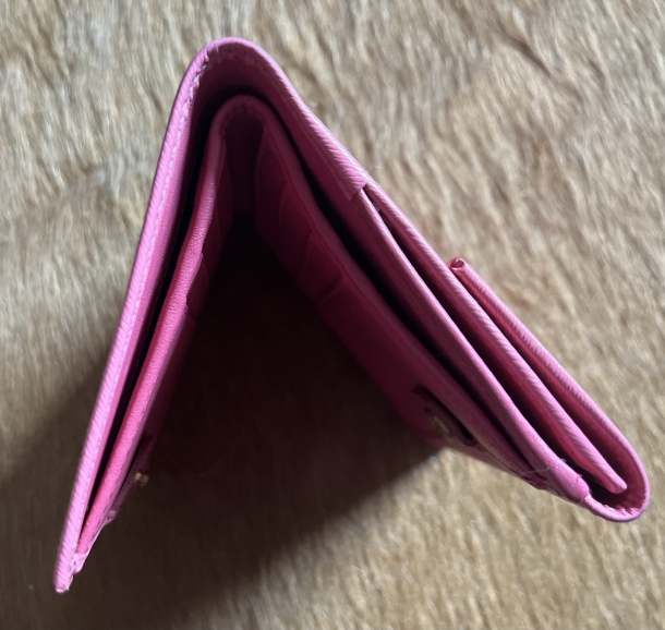 Fendi salmon c. Purse