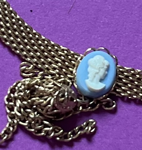 ‘90 Vintage cameo choker