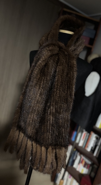 Weaving mink muffler