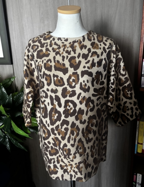 C.Dior leopard top