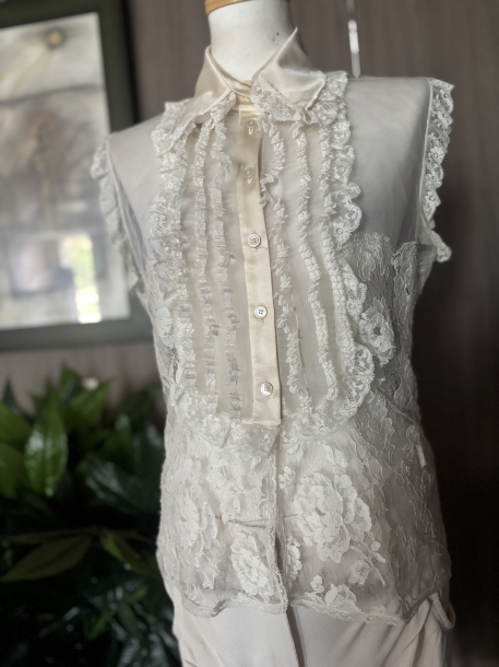 ‘90 Valentino lace top