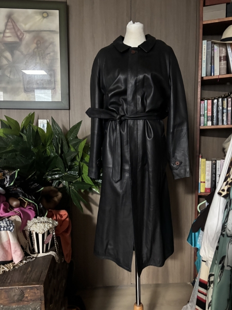 Munter  lamb leather  coat 